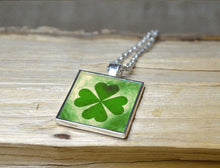 Four Leaf CLOVER Pendant  - Good Luck Necklace #6007