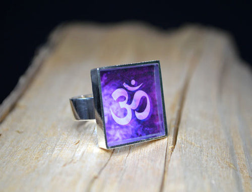 OM Ring 7th Chakra Symbol, adjustable size, purple jewelry, handmade