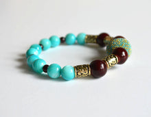 TURQUOISE BEADS Bracelet w Gold Accents, handmade